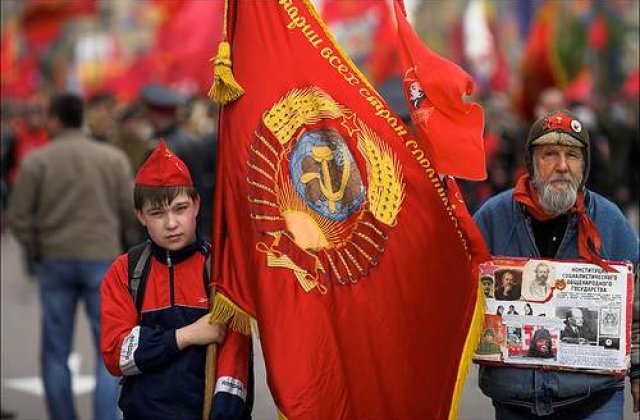 Rusia: Ziua Victoriei, bantuita de fantoma lui Stalin