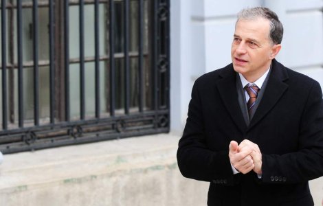 Geoana: Taierea salariilor si pensiilor se va face nediferentiat