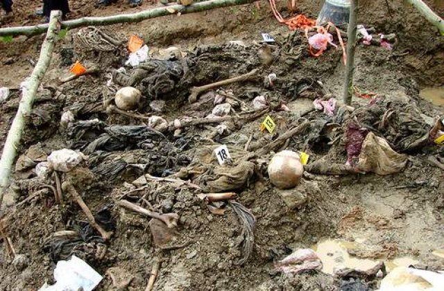 O noua groapa comuna, descoperita in Serbia