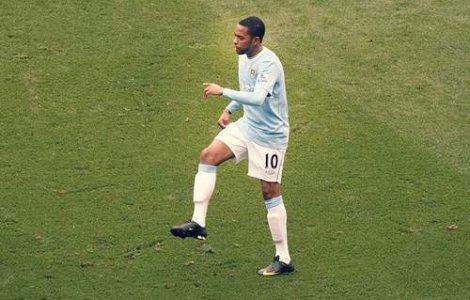  Video  Robinho o imita pe Beyonce