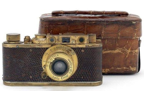 Un aparat de fotografiat Leica extrem de rar, vandut cu 460.000 de euro