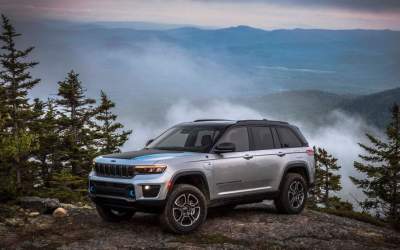 Noua generație Jeep Grand...