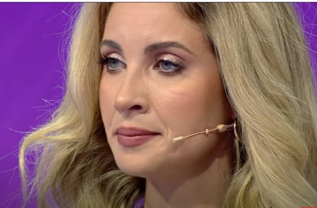 Otniela, dur criticată pentru ultima apariție de la Bravo, ai stil: &bdquo;Tu nu te uiți la aceeași emisiune, iubirea mea&rdquo;