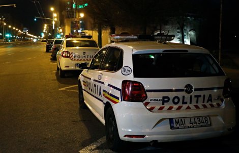 Teoretic, carantina de noapte a intrat în vigoare. Practic, într-o parte oamenii nu au înțeles, în alta nu au acționat