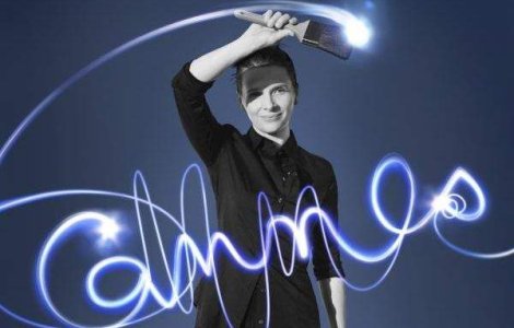 Cat de serios e Cannes 2010?