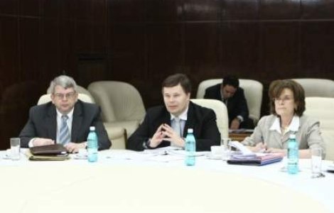 FMI: Nu va permiteti luxul de a pierde timpul