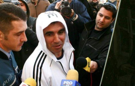 Scandal in fotbal: Penescu si Facaleata au fost arestati din nou