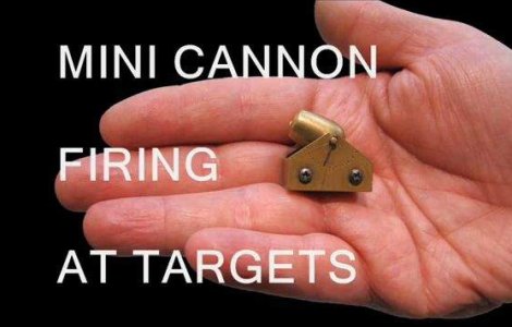  Video  Cine-i mic si negru in cerul gurii si scuipa bile de otel?