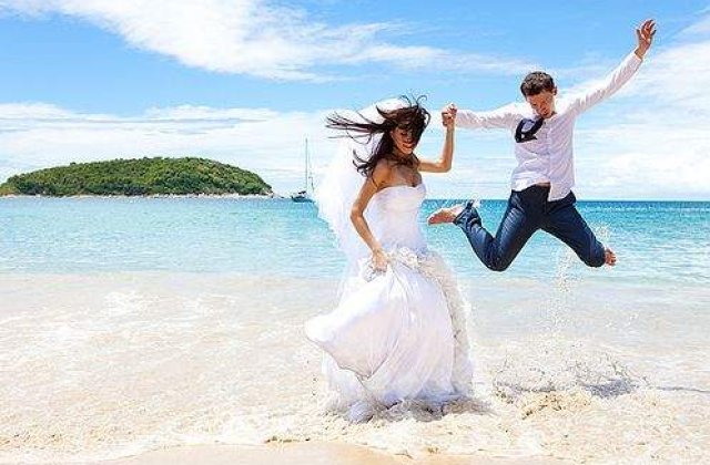 Rochia de mireasa solubila