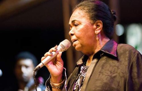 Cesaria Evora a fost operata pe cord