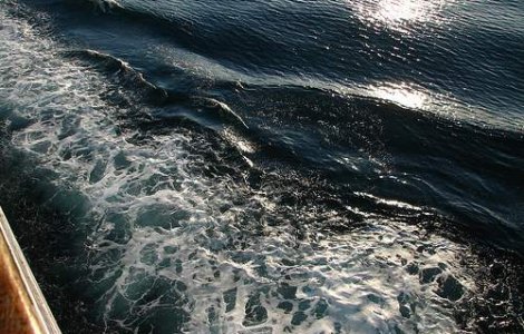 O conducta de motorina polueaza Marea Neagra