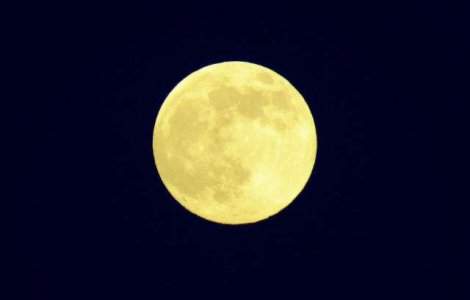 China va lansa roverul spatial "Iepurele de jad" pe Luna