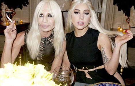 Lady Gaga, noua imagine Versace
