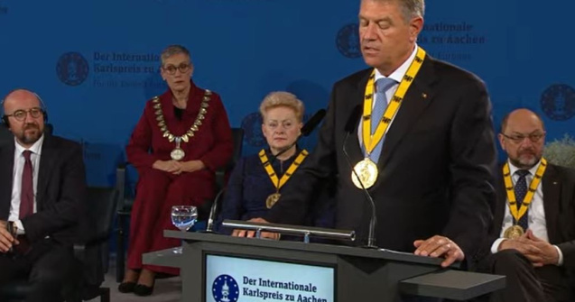 VIDEO Președintele Iohannis a primit în Germania premiul „Carol cel Mare” pentru unitatea Europei