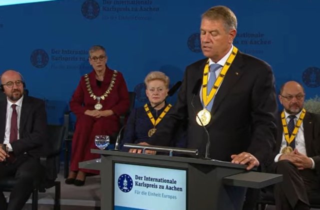 VIDEO Președintele Iohannis a primit în Germania premiul „Carol cel Mare” pentru unitatea Europei
