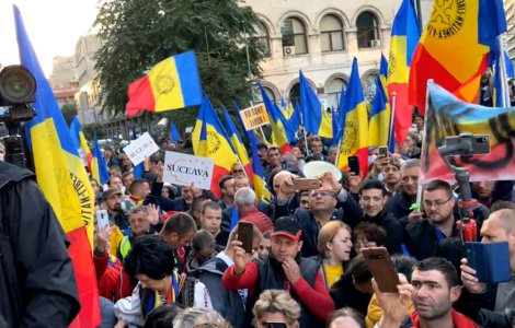 VIDEO LIVE UPDATE Proteste în București împotriva guvernului și a certificatului verde
