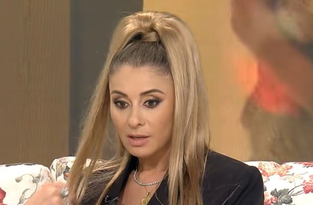 Anamaria Prodan, scoasă din minți de un rival din cauza escapadelor lui Reghecampf. &bdquo;Prostituate sau amante&rdquo;