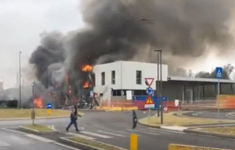 VIDEO Avion înmatriculat în România s-a prăbușit lângă Milano. Opt persoane, între care un copil, au murit