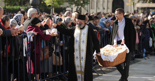 Reguli pentru pelerinajul de Sf. Parascheva de la Iași stabilite de Mitropolie