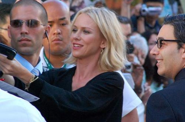 Naomi Watts, in rolul lui Marilyn Monroe