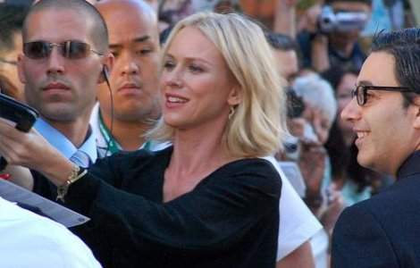 Naomi Watts, in rolul lui Marilyn Monroe