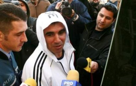 Penescu si Facaleata raman in arest