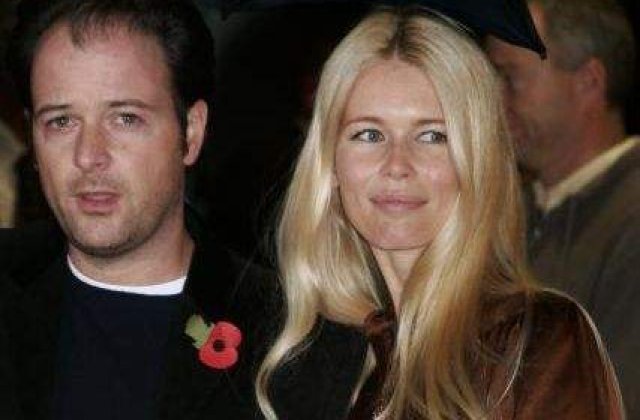 Claudia Schiffer, din nou mamica