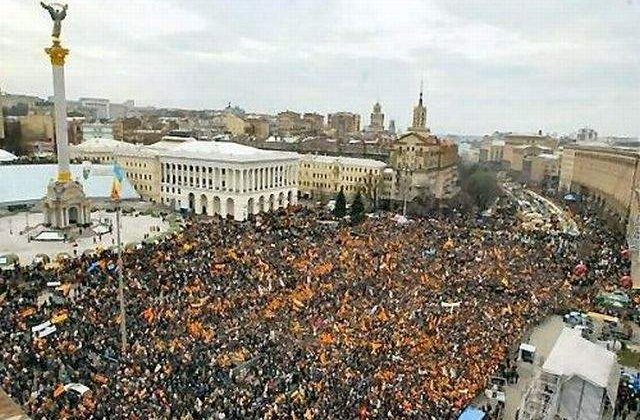 REVOLUTIE la Kiev. Protestatarii anti-guvern au preluat controlul Primariei