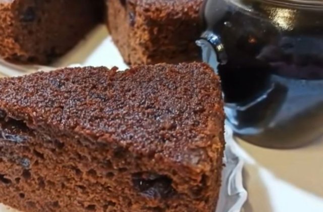 Rețetă de la bunica: Negresă cu nuci și gem. Sfaturi pentru un desert ca la carte