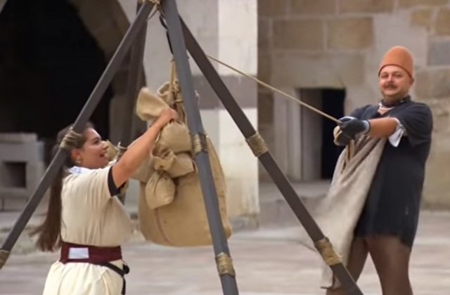 Adriana Trandafir i-a vrut răul lui Zarug! Concurentul s-a enervat la culme și i-a plătit cu aceeași monedă: „Nemernică mică”