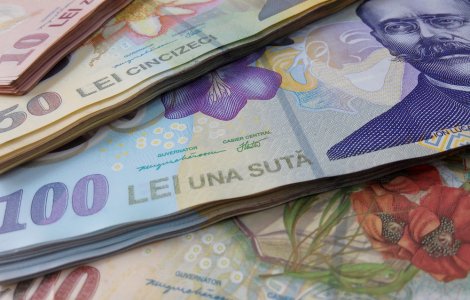 Leul românesc s-a depreciat în raport cu principalele valute. Cât valorează acesta