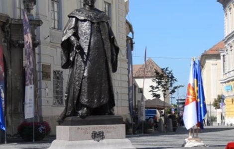 A fost prins bărbatul care a vandalizat statuia baronului Brukenthal