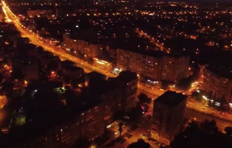 Facturile mari la curent au speriat până și autoritățile. La Galați, primăria a decis să monteze becuri cu led pe 4 străzi din oraș