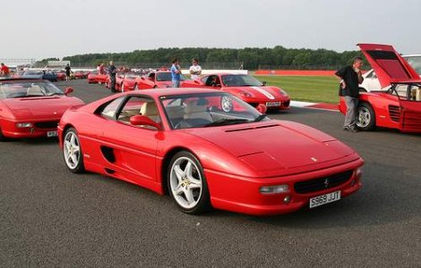  Video : Cum va arata parcul de distractii Ferrari?