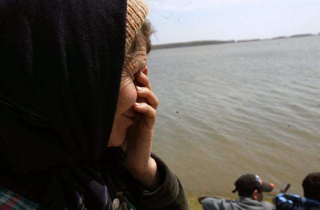 Zeci de gospodarii distruse de inundatii