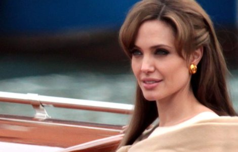 Angelina Jolie si Johnny Depp se urasc