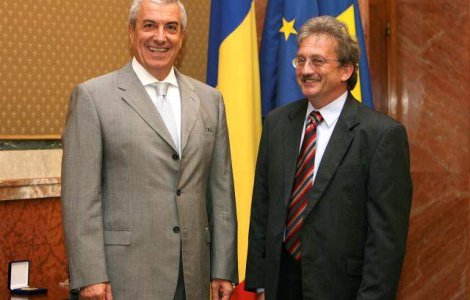 Tariceanu despre Boc: "Prostul nu e prost destul, pana nu e si fudul!"