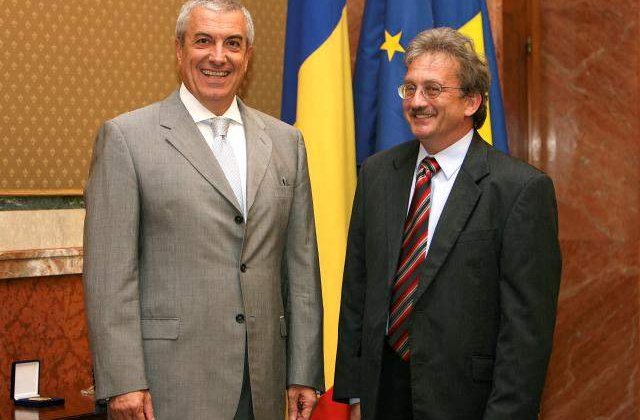 Tariceanu despre Boc: "Prostul nu e prost destul, pana nu e si fudul!"