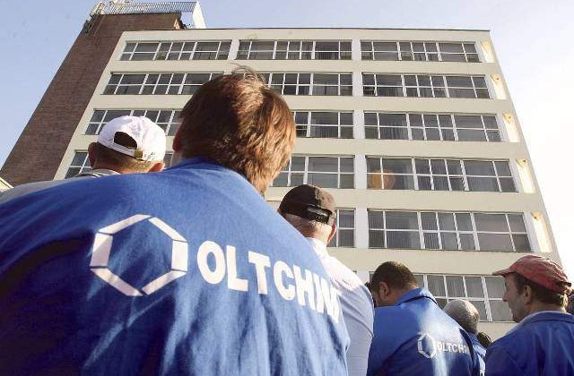 Conducerea Oltchim: Angajatii vor primi salariile pe septembrie si octombrie
