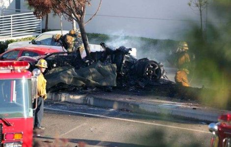  Video  A aparut filmarea cu accidentul lui Paul Walker