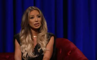 Acum face reclamă la...