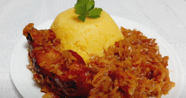  Top  Rețetă de la bătrânii noștri. Adevărata mâncare de varză de Buzău