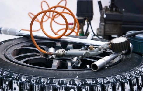 Precizări R.A.R: Anvelopele all-season pot fi utilizate și iarna, cât timp au marcajele specifice acestui sezon