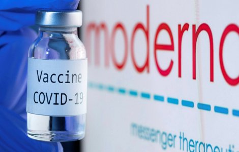 FDA: Vaccinul anti-COVID Moderna nu îndeplinește toate criteriile pentru susținerea administrării dozei de rapel. Ce conține serul