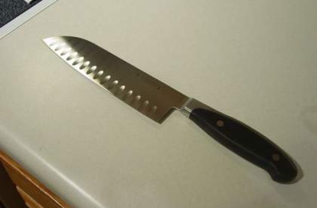 13 elevi din China, raniti de un grup de tineri cu cutite