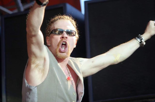 Solistul trupei Guns N' Roses si-a dat in judecata managerul