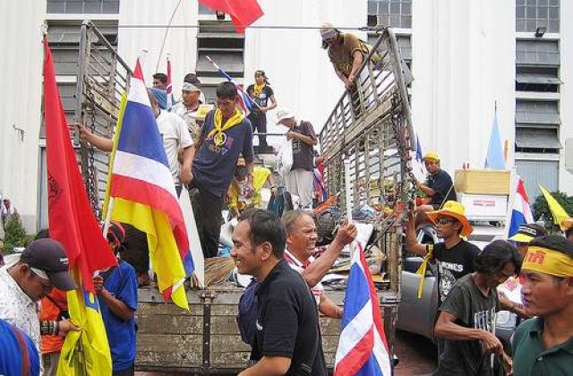 Thailanda isi numara mortii dupa ofensiva impotriva Camasilor Rosii