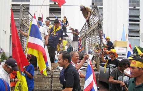 Thailanda isi numara mortii dupa ofensiva impotriva Camasilor Rosii