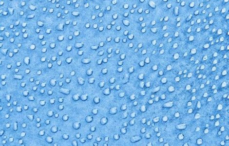 Telescopul spatial Hubble a descoperit apa pe cinci exoplanete