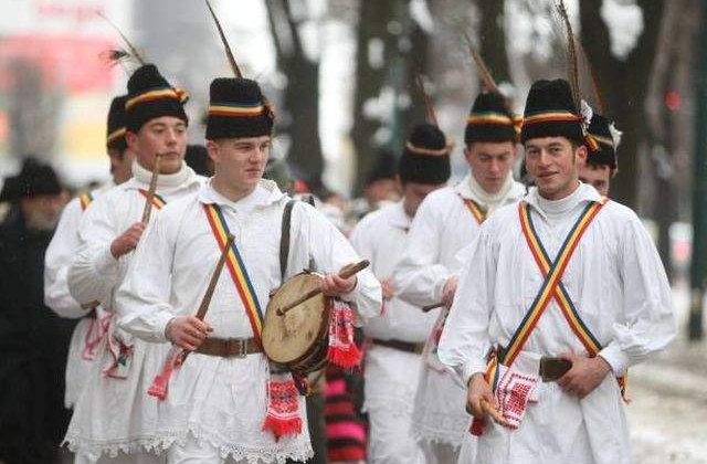 Colindatul de ceata barbateasca in Romania si R.Moldova, inscris in patrimoniul UNESCO